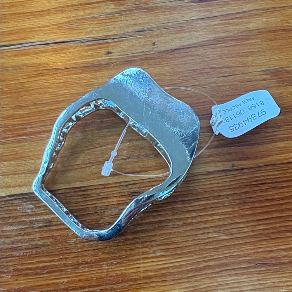 FREE PEOPLE Hard Core Flat Claw Clip Silver hair accessories new gift stocking - Picture 4 of 7